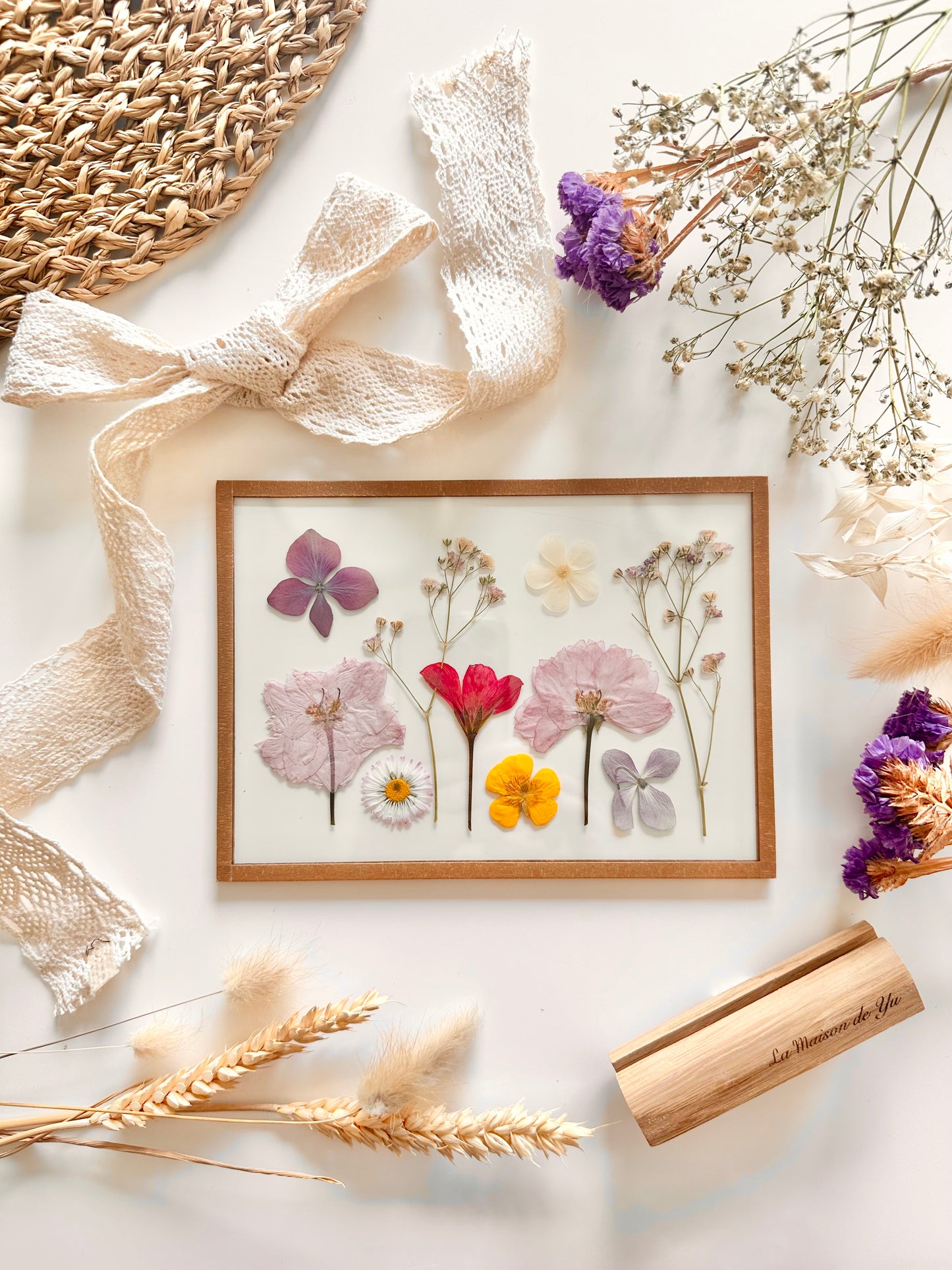 Centerpiece - Minimalist Herbarium No. 189 - 13x18 cm
